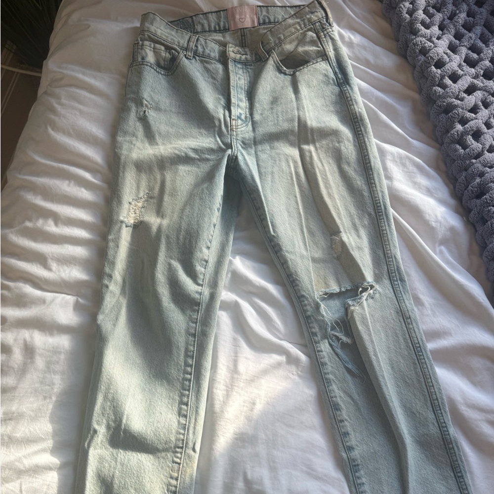 REVICE DENIM Distressed Jeans